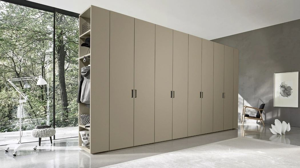 Armadio Terminale Anta Liscia di Sangiacomo