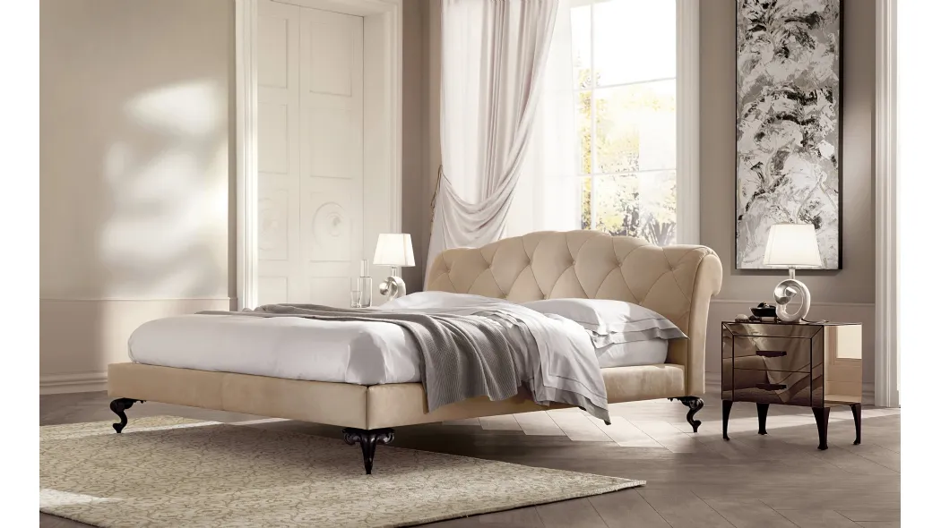 Letto con testiera imbottita e trapuntata George di Cantori