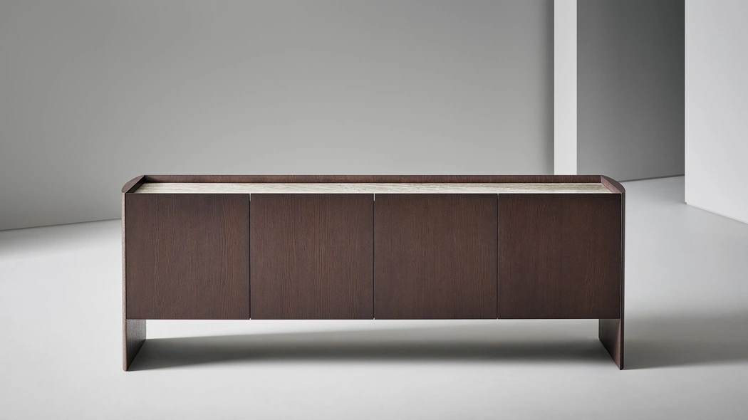 Madia Alicanto in legno e top in ceramica con 4 ante di Bonaldo