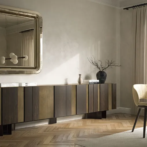 Madia Amsterdam con ante in legno verniciato con inserti in rovere bruciato di Cattelan Italia