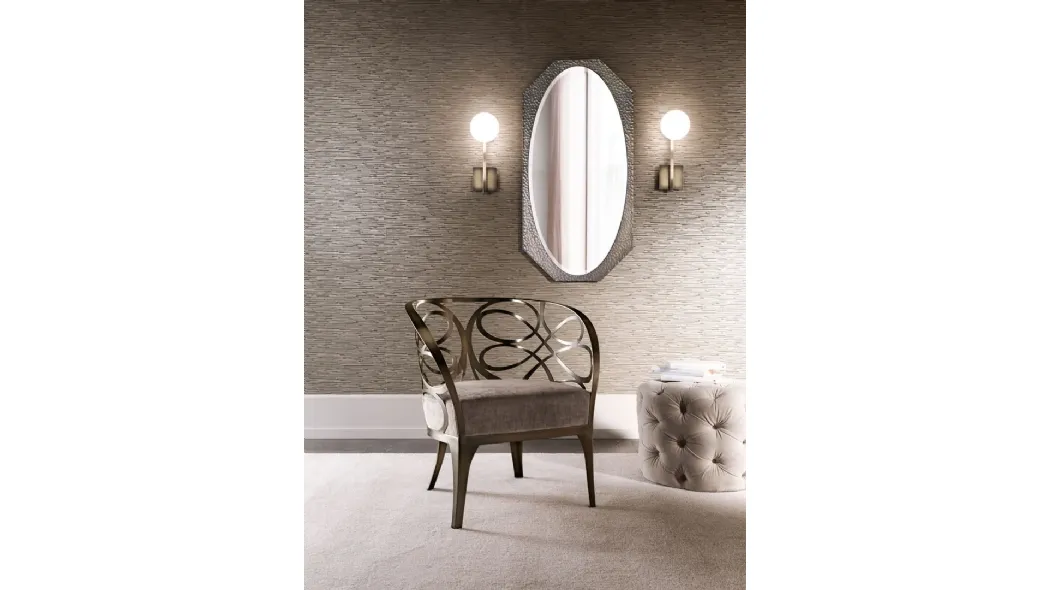 Poltroncina di design Noè con base e schienale in ferro di Cantori