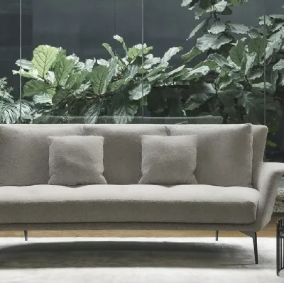 Divano lineare di design Lovy di Bonaldo