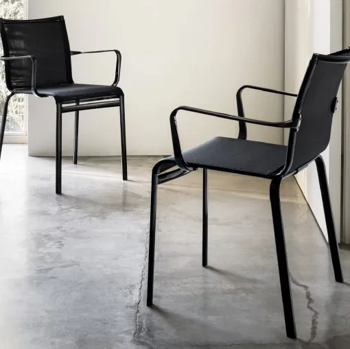 Sedia Net con struttura in acciaio rivestita in Texplast di Bontempi
