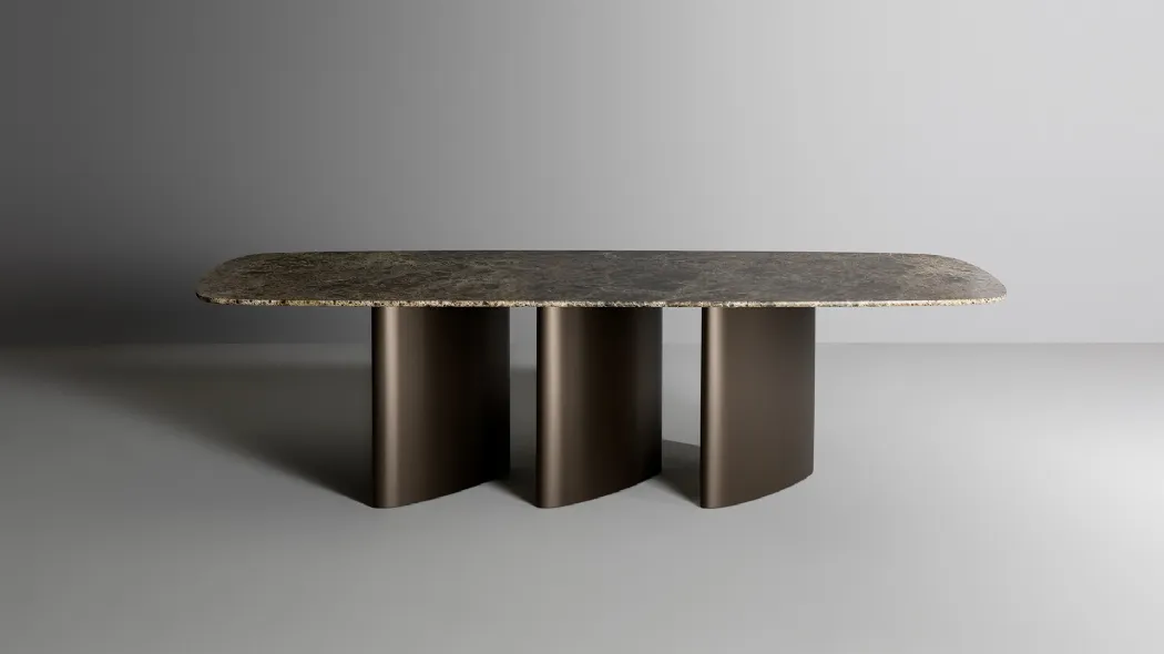 Tavolo Louver con top in marmo di Bonaldo