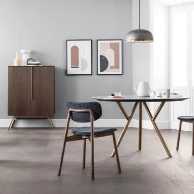 Tavolo rotondo Sunny con top in marmo Bianco di Carrara e gambe in metallo di Novamobili
